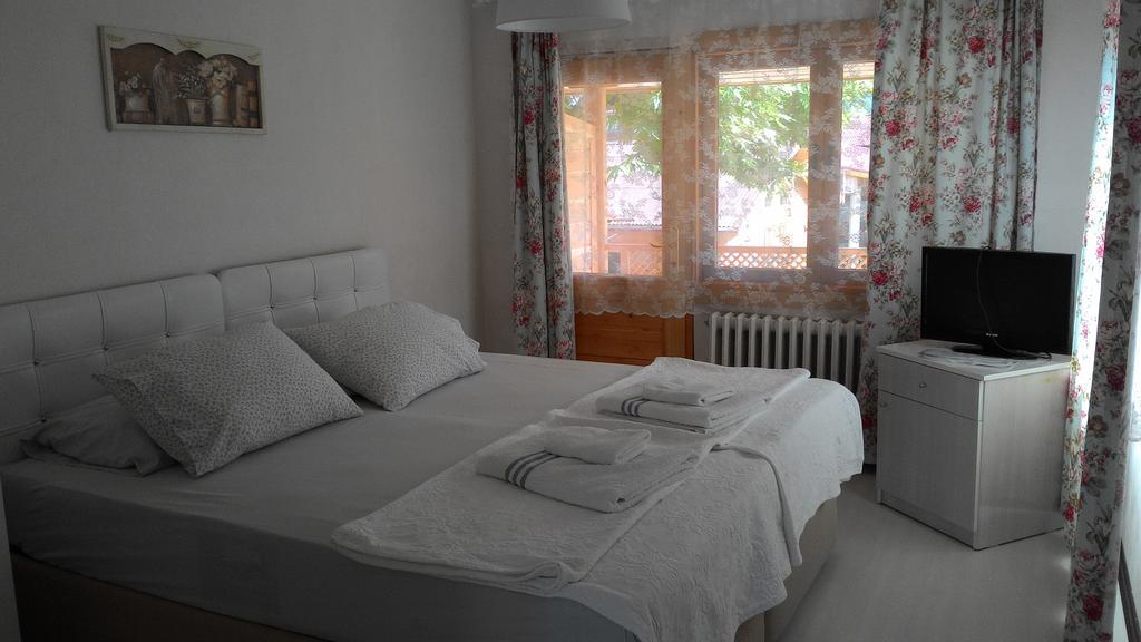 Zumrut Bahce Motel Gokcedere Eksteriør billede
